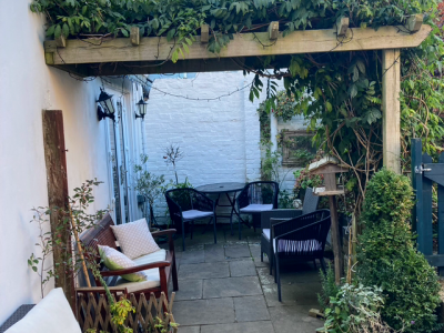 NEW ENTRY 1953 DORSET flexible timing : sleeps 5