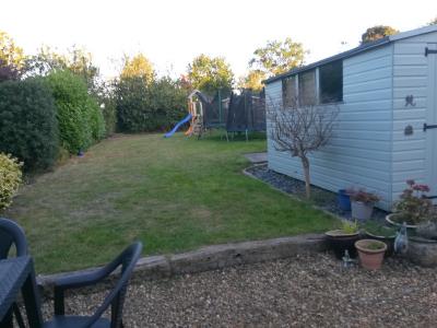 1770-Bromley for school holidays (sleeps 6 + cot)