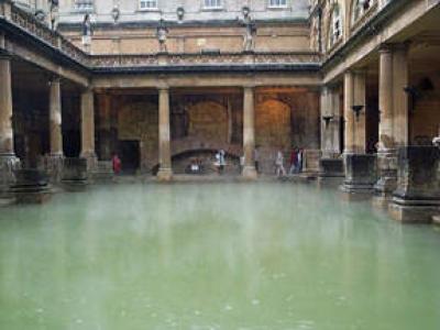 1429 Bath for school holidays (sleeps 6) 