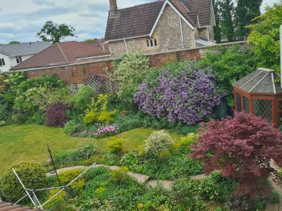 1506 BRISTOL for school holidays : sleeps 5