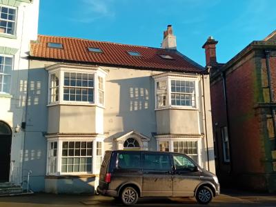 1874 Boroughbridge for school holidays : sleeps 7+