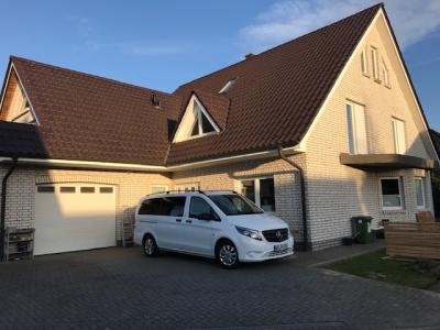 NEW ENTRY A268 GERMANY : for school holidays : sleeps 7+