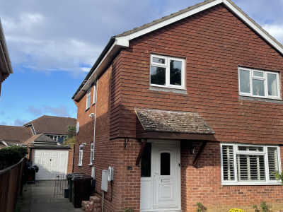 NEW HOME Current member 1907 Oxfordshire : sleeps 6 adults +2children